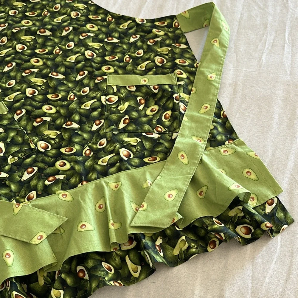 Handmade with loving care! Adorable avocados apron with 2 big pockets. - Picture 3 of 3